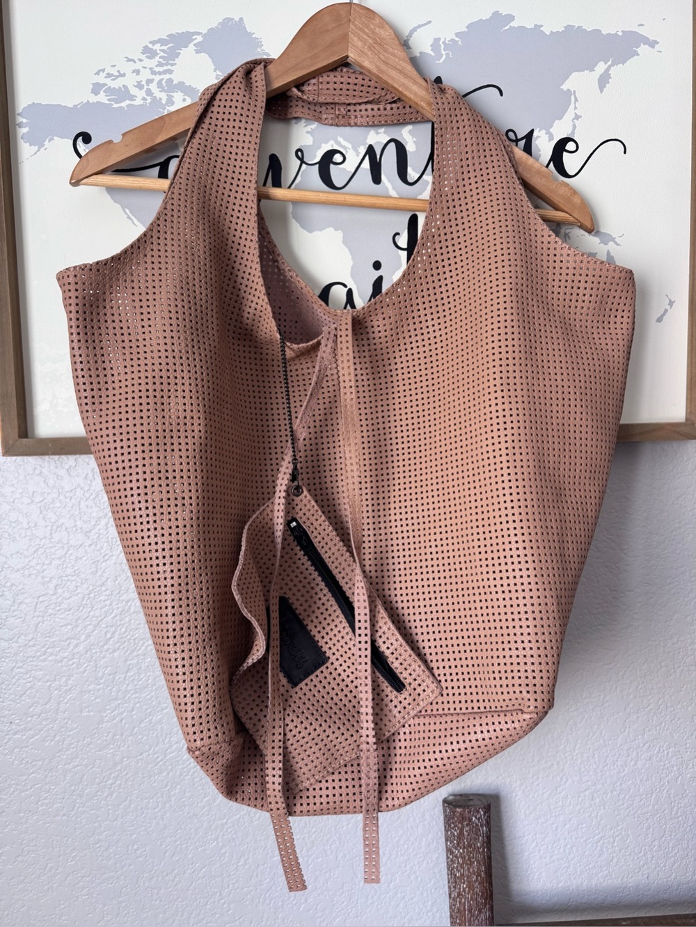 Homers large / xl perforated shoulder hobo tote purse